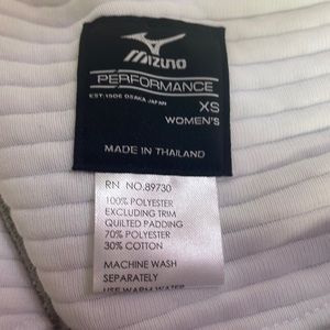 Women’s XS Mizuno softball pants